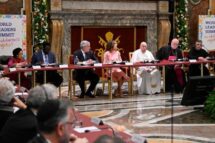 Papa Francisco: nada vale mais do que a vida de uma criança