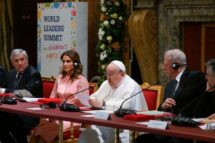 Encontro no Vaticano em prol das crianças: direito de brincar e de viver a paz