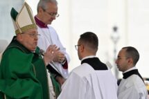 O Papa: o serviço armado deve ser exercido apenas em legítima defesa, nunca para impor domínio