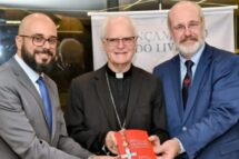 Lançado o livro, “Cardeal Odilo Pedro Scherer: um Padre a Vida Toda”