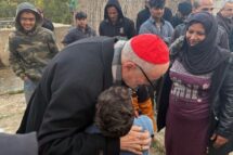 Czerny visita refugiados sírios no Líbano: Papa chora com vocês