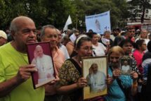 Buenos Aires reza pelo Papa: “Que a oração seja uma lufada de ar para seus pulmões”