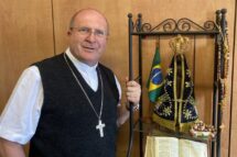 Teve início Curso Bíblico com Dom Peruzzo no Santuário Perpétuo Socorro de Curitiba