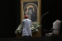 Cardeal Fernández: o Papa tem no coração a oração pelos que sofrem com guerras, doenças e pobreza