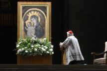 Krajewski: rezemos com toda a Igreja pela saúde do Papa