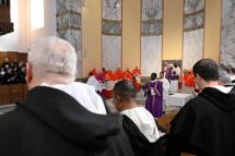 Papa: as cinzas recordam-nos a esperança a que somos chamados