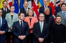 Líderes da UE e Zelensky em Bruxelas para elaborar plano de defesa europeu