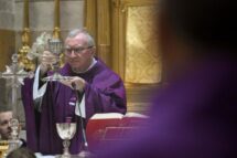 Cardeal Parolin: que o Papa possa se recuperar e voltar logo entre nós