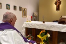 Papa concelebrou a Missa na capela privada do Hospital Gemelli