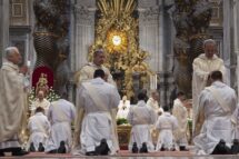O Papa: cada vocação na Igreja é sinal da esperança que Deus nutre pelo mundo