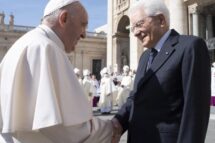 Mattarella ao Papa: doze anos de serviço não só à Igreja, mas a toda a humanidade