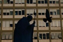 Papa no Gemelli: ventilação mecânica suspensa