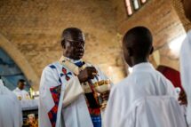 Aumentam os católicos no mundo: são um bilhão e 406 milhões