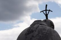 O Papa e os 38 dias de governo do Gemelli entre mensagens, nomeações e apelos de paz