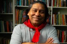 Daniel Munduruku, indicado ao maior prêmio da literatura infantojuvenil, já está na Itália