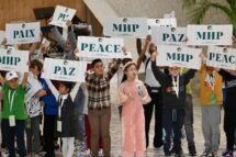 O Papa: a paz nasce da misericórdia, abramo-nos a novas relações fraternas