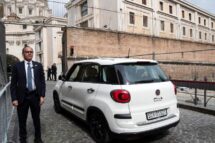 Papa apresenta leve melhora e reza pelas vítimas em Mianmar