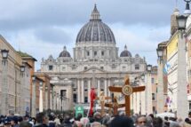 O Papa: sejamos testemunhas com fidelidade e compromisso na fé