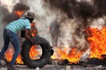 Haiti: bispos condenam a violência sem fim