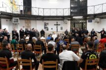 Papa Francisco visita prisão romana de Regina Coeli