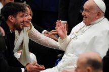 Cardeal Reina preside missa em sufrágio do Papa Francisco às 19h de hoje
