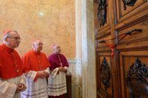 Papa Francisco: rito de constatação da morte e deposição do corpo no caixão