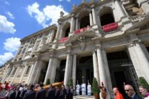 A peregrinação para “casa”, o Papa sepultado em Santa Maria Maior