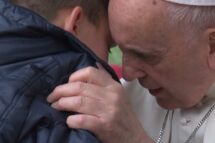 Papa Francisco: a alegria serena e a paresia profética