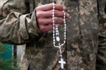 Capelão militar ucraniano: não tenham medo de falar com os soldados feridos