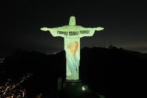 Santuário Cristo Redentor presta homenagem ao Papa Francisco