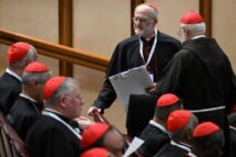 Última Congregação Geral: cardeais refletem sobre as qualidades do futuro Papa