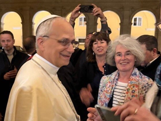 “Obrigado!” Primeira visita de Leão XIV ao prédio do Santo Ofício