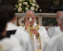 Desaparecer para que Cristo permaneça