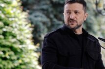 Telefonema entre Leão XIV e Zelensky: “Convidei o Papa para vir à Ucrânia”