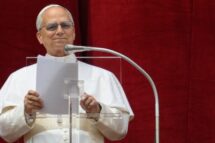 Itália apoia os esforços de paz da Santa Sé, assegura Meloni a Leão XIV