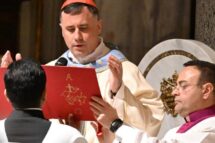 Cardeal Makrickas: com Francisco, tocamos a proximidade de Deus