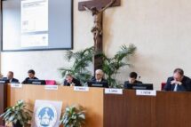 A modernidade do pensamento de Ratzinger: não nos fechemos num gueto