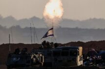 Gaza, massacre perto de um centro de distribuição de ajudas humanitárias