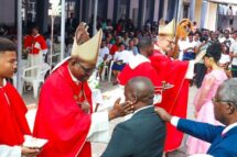 Pentecostes na Beira: mais de 100 fiéis recebem o sacramento da Confirmação