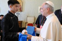 A peregrinação “ad limina Petri” da pequena Igreja da  Mongólia