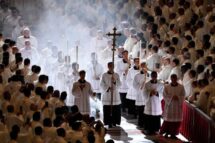 Papa: o Senhor não procura sacerdotes perfeitos, mas corações humildes