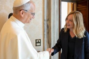O Papa recebe a premier italiana Meloni, primeiro encontro oficial no Vaticano