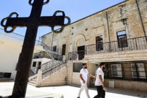 Relíquias de Santa Teresa de Lisieux em missão de paz no Líbano