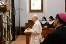O Papa às clarissas: é belo que a Igreja conheça a vida de vocês