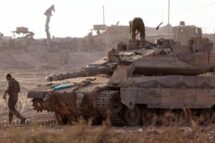 Ofensiva israelense no centro da Faixa de Gaza, atingida residência da OMS