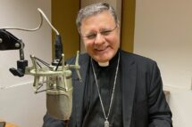 Cardeal Paulo Cezar conclui visita à Igreja na Ucrânia