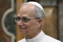 O Papa: universidades católicas, “itinerários da mente em direção a Deus”