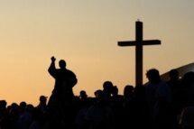 Pascale, a alegria arrebatada pela dor e a Ressurreição de Cristo