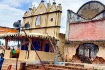 Índia, bispos condenam ataques contra cristãos em Orissa