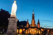 Jovens participam da peregrinação da Diocese de Roma a Lourdes